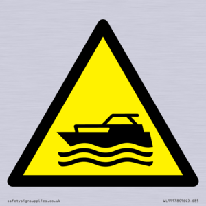 W511 Warning: Motorized watercraft